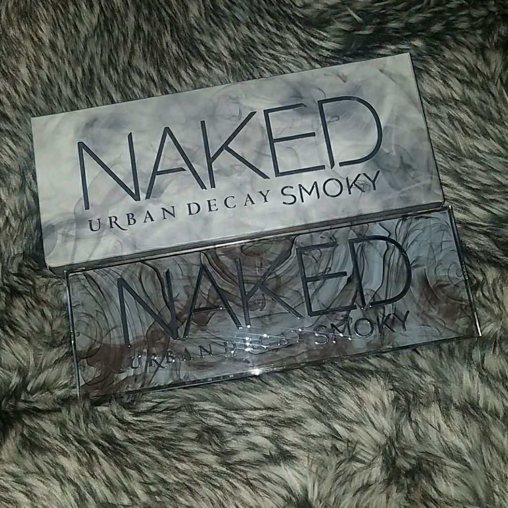 Naked Urban Decay SMOKEY